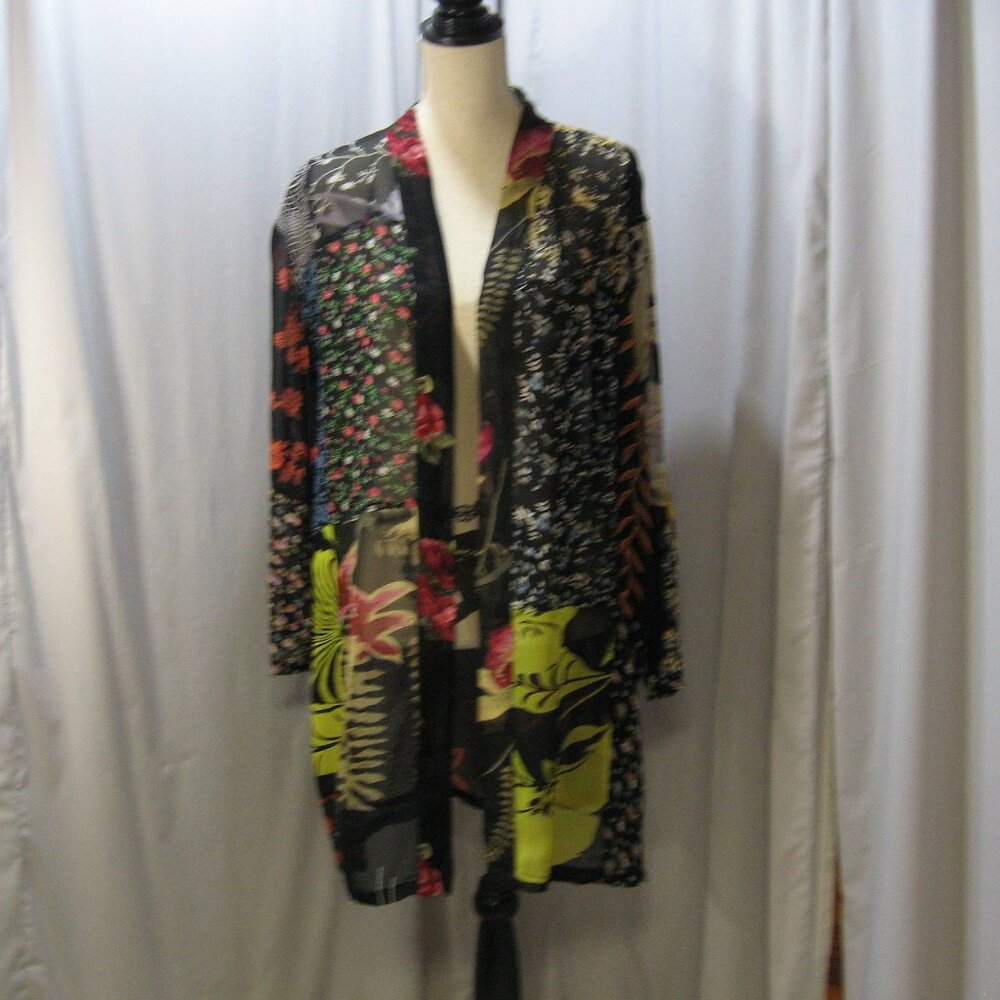 Sacred Threads Patchwork Lightweight Jacket - Picture 5 of 6